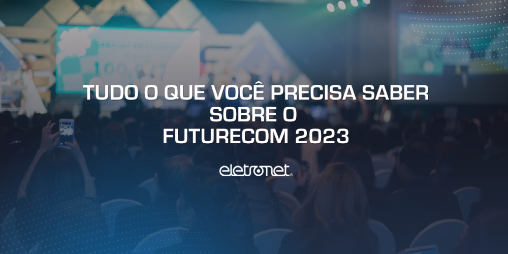 Plateia assistindo palestrante no evento Futurecom.